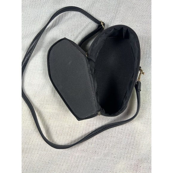 Coffin Crossbody Bag Women Small Black Gothic Cross Spooky Alternative Vampire - Picture 8 of 10